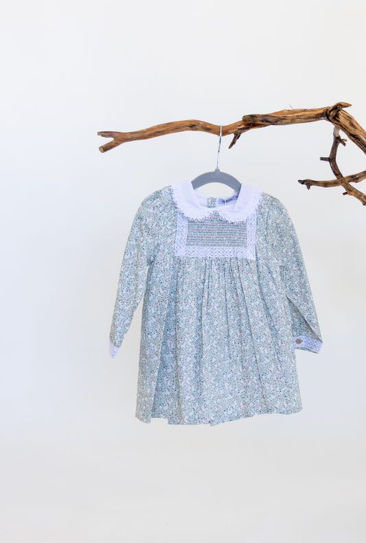 Vestido Flores con Detalle en Cuello