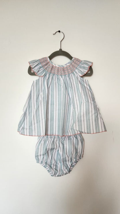 Jesusito Rayas Smock en Rosa