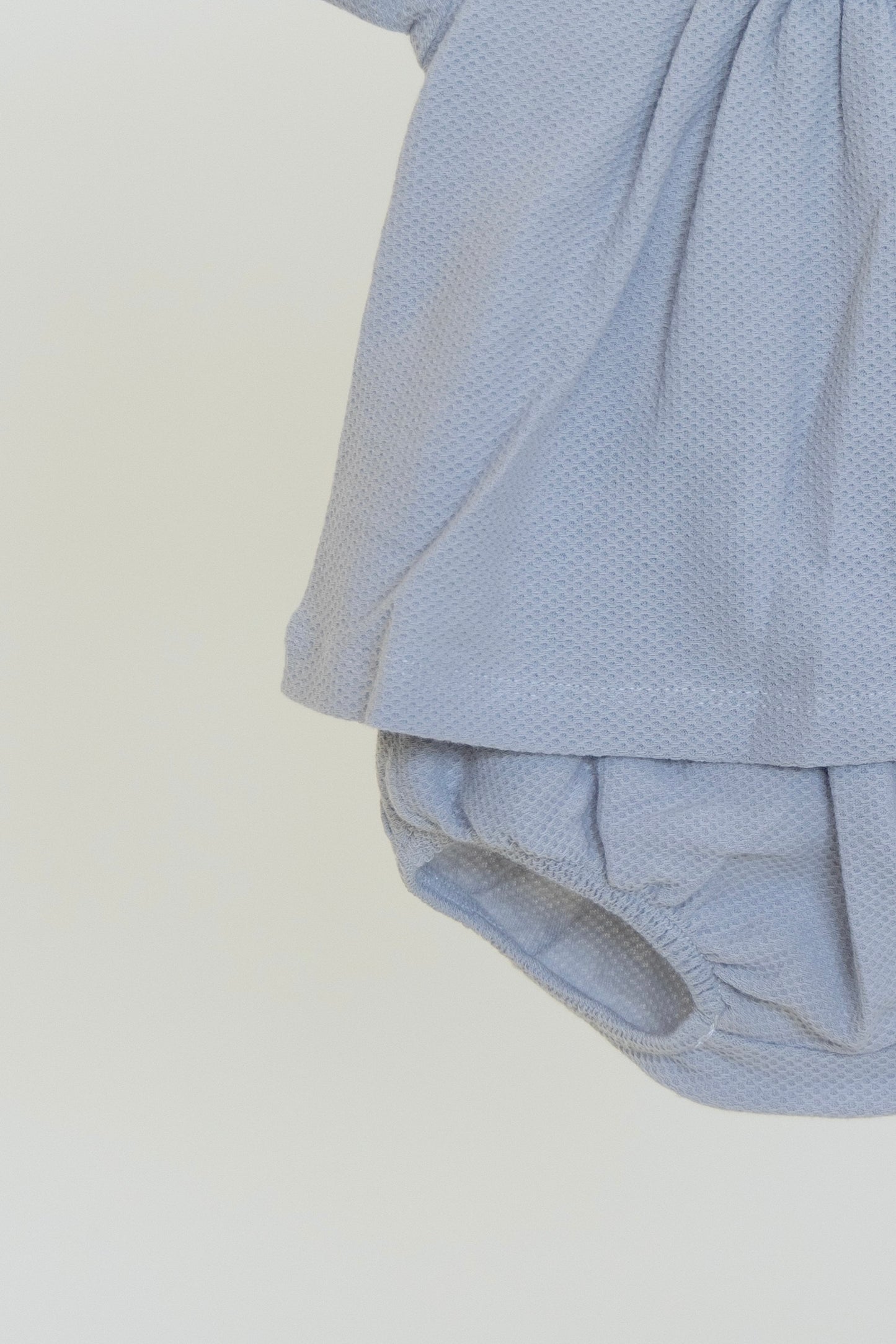 Conjunto Calzón con Blusita Detalle Smock