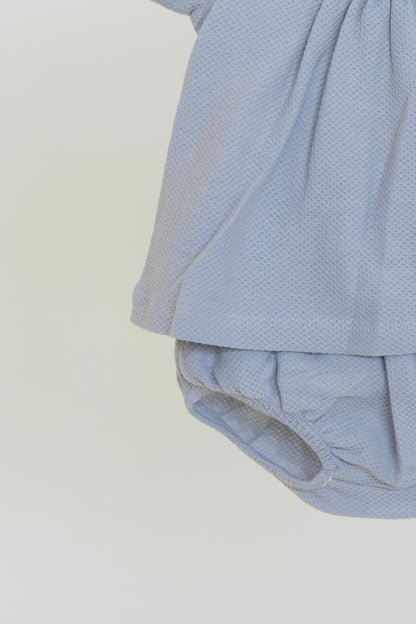Conjunto Calzón con Blusita Detalle Smock