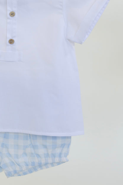 Short Cuadros con Camisa Lisa